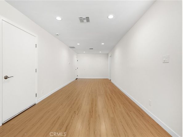 15210 Cohasset Street, Van Nuys CA 91405