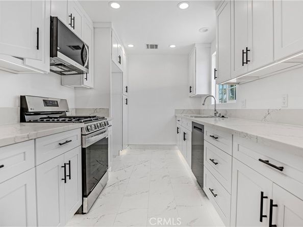 15210 Cohasset Street, Van Nuys CA 91405