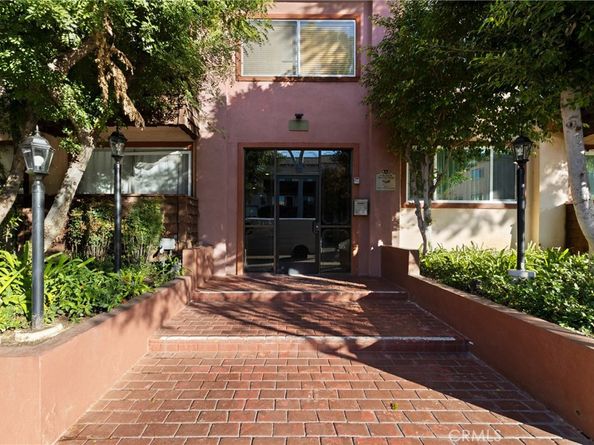 5400 Newcastle Avenue 56, Encino CA 91316