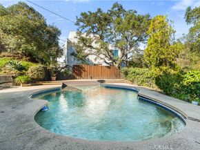 11944 Briarvale Lane, Studio City CA 91604