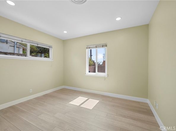 12554 Lorne, North Hollywood CA 91605