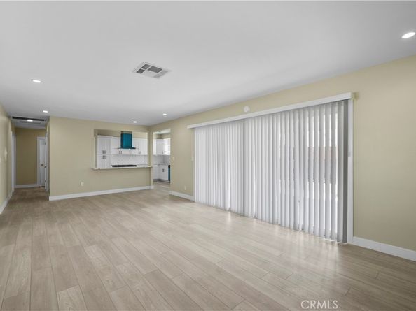 12554 Lorne, North Hollywood CA 91605