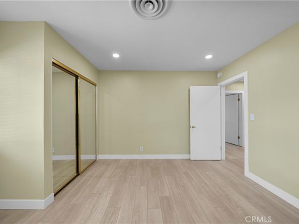 12554 Lorne, North Hollywood CA 91605