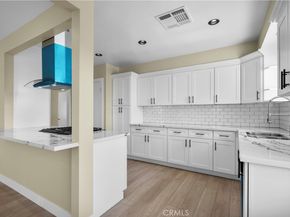 12554 Lorne, North Hollywood CA 91605