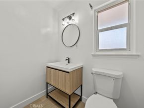 12554 Lorne, North Hollywood CA 91605