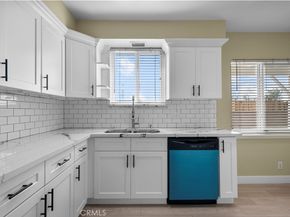 12554 Lorne, North Hollywood CA 91605