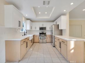 17743 Merridy Street, Northridge CA 91325