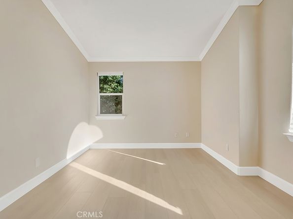 17743 Merridy Street, Northridge CA 91325