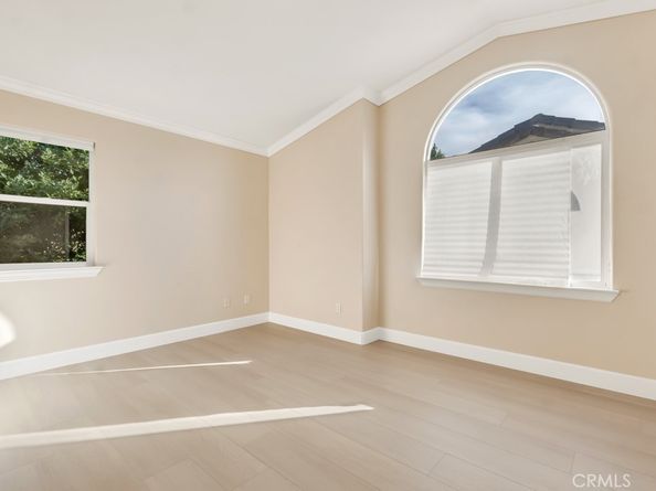 17743 Merridy Street, Northridge CA 91325