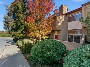 28156 Driver Avenue 5, Agoura Hills CA 91301