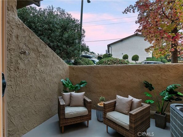 28156 Driver Avenue 5, Agoura Hills CA 91301