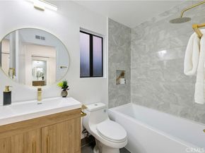 28156 Driver Avenue 5, Agoura Hills CA 91301