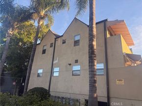 14256 Victory Boulevard 3, Van Nuys CA 91401