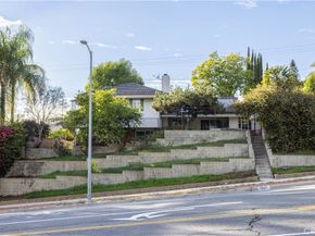 9525 Woodley, North Hills CA 91343