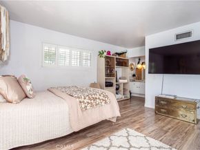 9525 Woodley, North Hills CA 91343