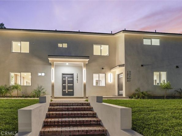 13791 Gavina Avenue, Sylmar CA 91342