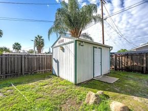 8621 Winnetka, Winnetka CA 91306