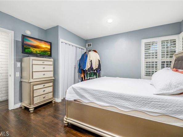 15852 Index Street, Granada Hills CA 91344