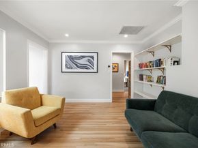 16600 Gilmore Street, Lake Balboa CA 91406