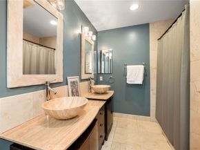 16600 Gilmore Street, Lake Balboa CA 91406