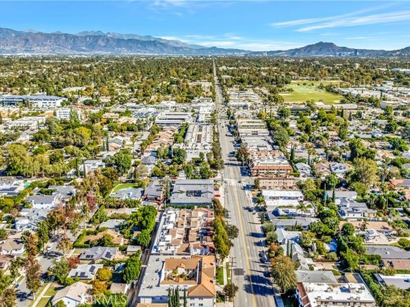 14727 Magnolia Boulevard 126, Sherman Oaks CA 91403