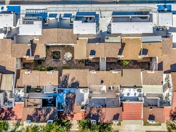 14727 Magnolia Boulevard 126, Sherman Oaks CA 91403