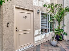 14727 Magnolia Boulevard 126, Sherman Oaks CA 91403