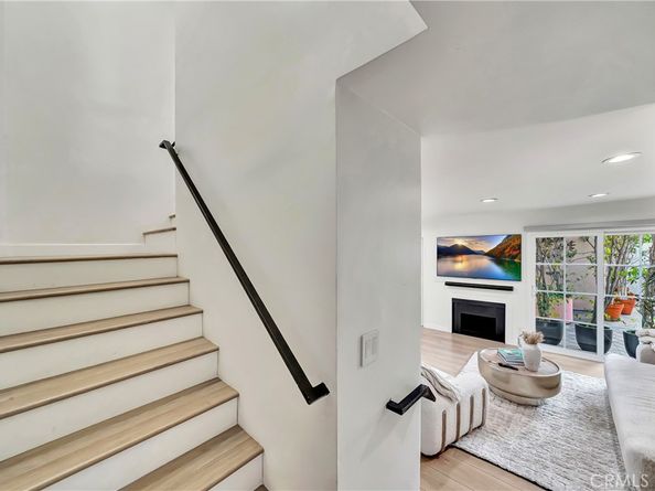 14727 Magnolia Boulevard 126, Sherman Oaks CA 91403