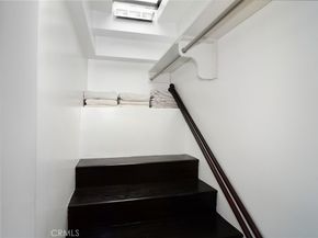 959 N Doheny 205, West Hollywood CA 90069