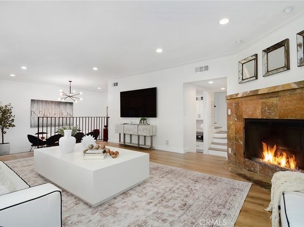 959 N Doheny 205, West Hollywood CA 90069