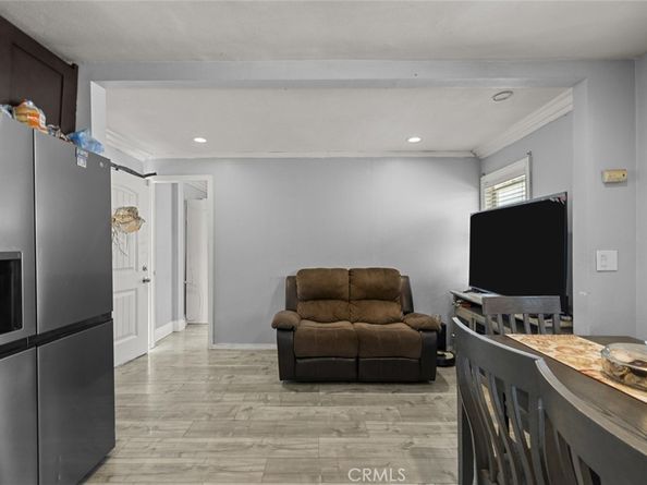 10618 Grape St, Los Angeles CA 90002