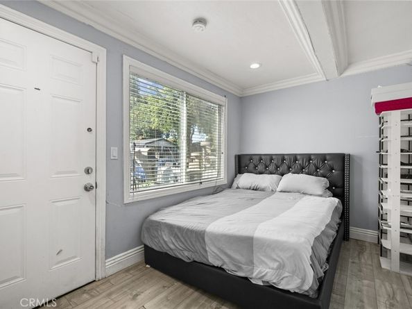 10618 Grape St, Los Angeles CA 90002