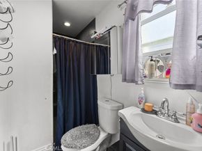 10618 Grape St, Los Angeles CA 90002