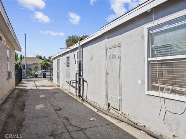 10618 Grape St, Los Angeles CA 90002