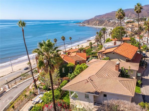 17632 Revello, Pacific Palisades CA 90272