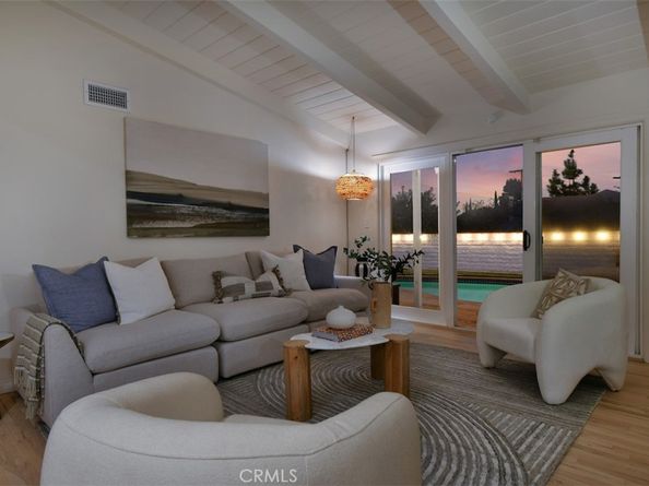 12614 Morrison, Studio City CA 91607