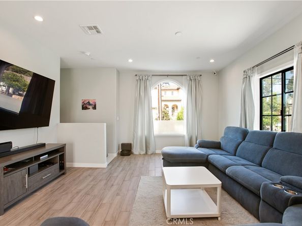 250 S Arroyo Drive 1, San Gabriel CA 91776