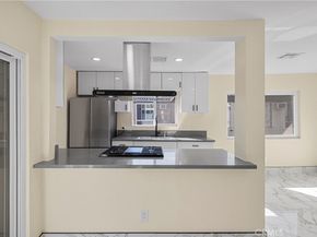 10005 Sepulveda, San Fernando CA 91345