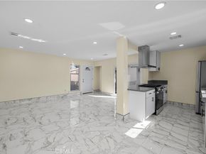 10005 Sepulveda, San Fernando CA 91345