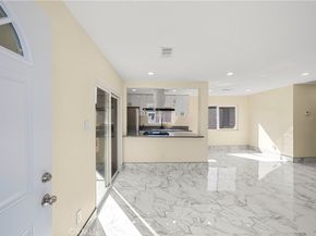 10005 Sepulveda, San Fernando CA 91345