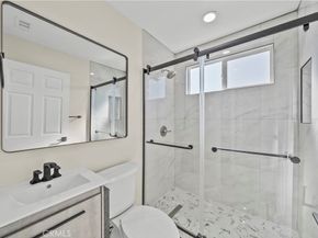 10005 Sepulveda, San Fernando CA 91345