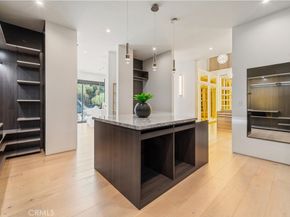 20620 Chatsboro Drive, Woodland Hills CA 91364