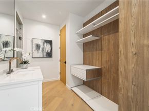 20620 Chatsboro Drive, Woodland Hills CA 91364