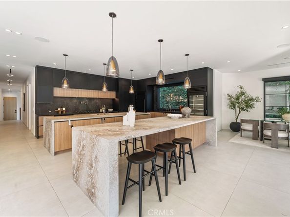 20620 Chatsboro Drive, Woodland Hills CA 91364
