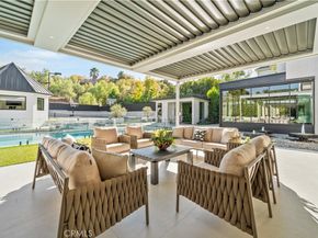 20620 Chatsboro Drive, Woodland Hills CA 91364