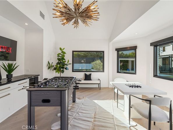 20620 Chatsboro Drive, Woodland Hills CA 91364
