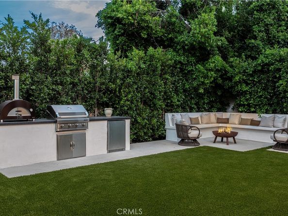 4830 Valjean Avenue, Encino CA 91436