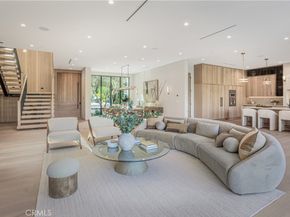 4830 Valjean Avenue, Encino CA 91436