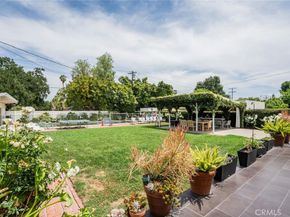 6616 Langdon Avenue, Van Nuys CA 91406