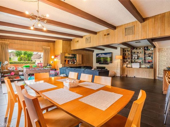 6616 Langdon Avenue, Van Nuys CA 91406
